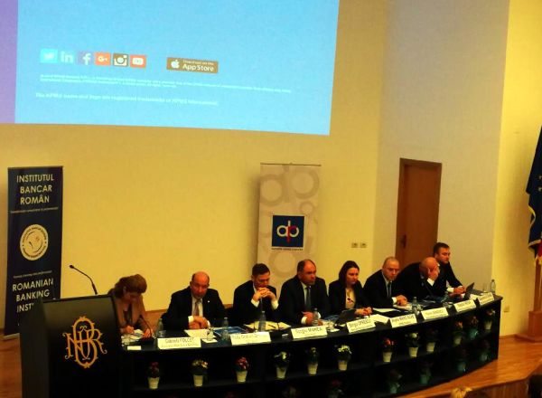 Bancherii îi cerşesc senatorului Daniel Zamfir să dialogheze Bancherii îi cerşesc senatorului Daniel Zamfir să dialogheze